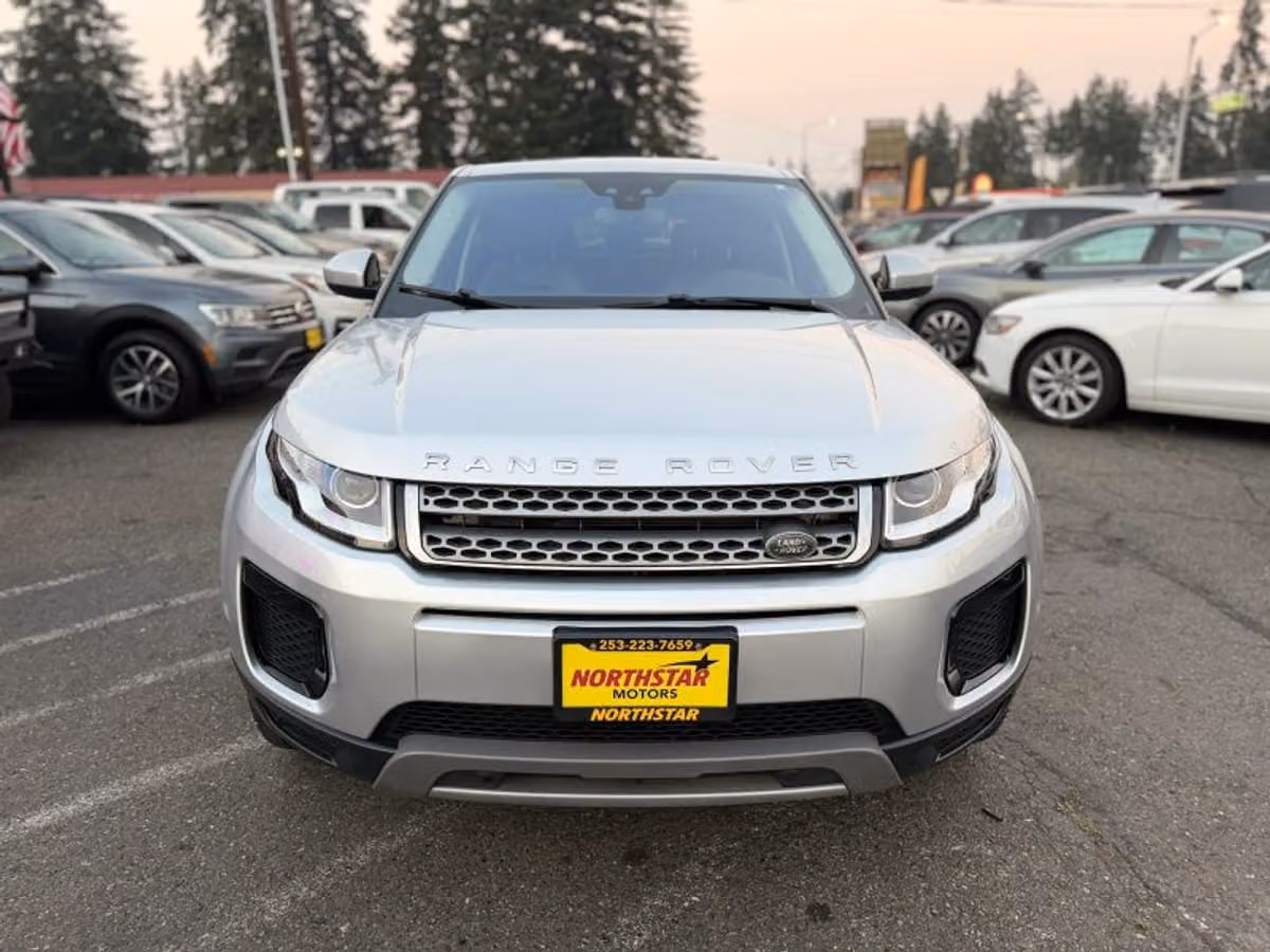 2018 Land Rover Range Rover Evoque SE Image 8