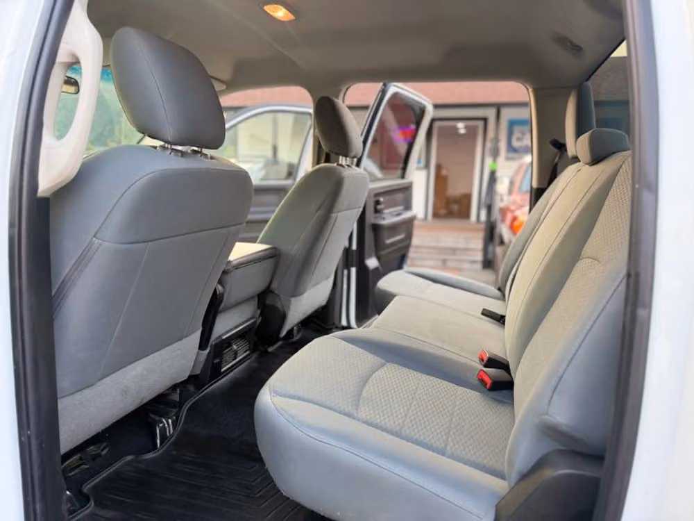 2016 Ram 1500 Tradesman Crew Cab Image 26