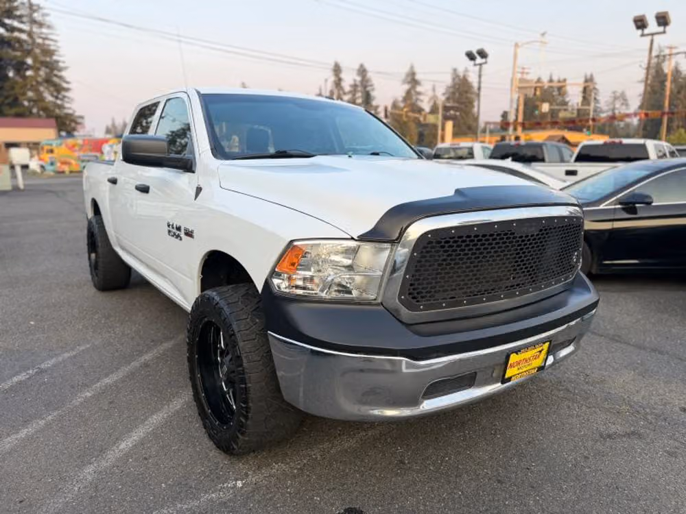 2016 Ram 1500 Tradesman Crew Cab Image 8