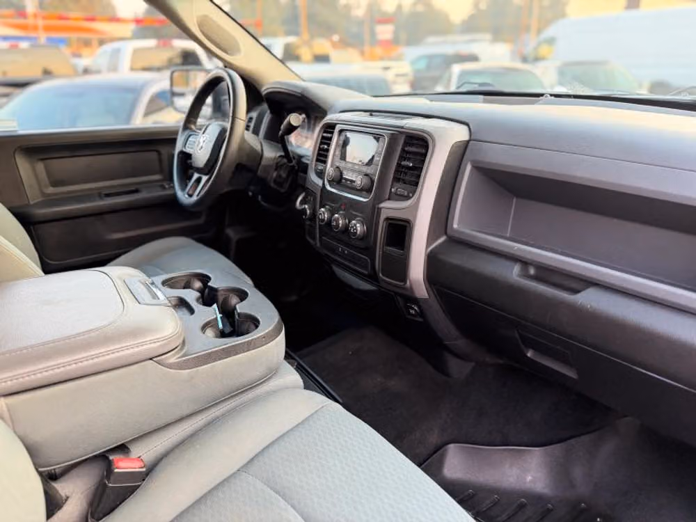 2016 Ram 1500 Tradesman Crew Cab Image 14