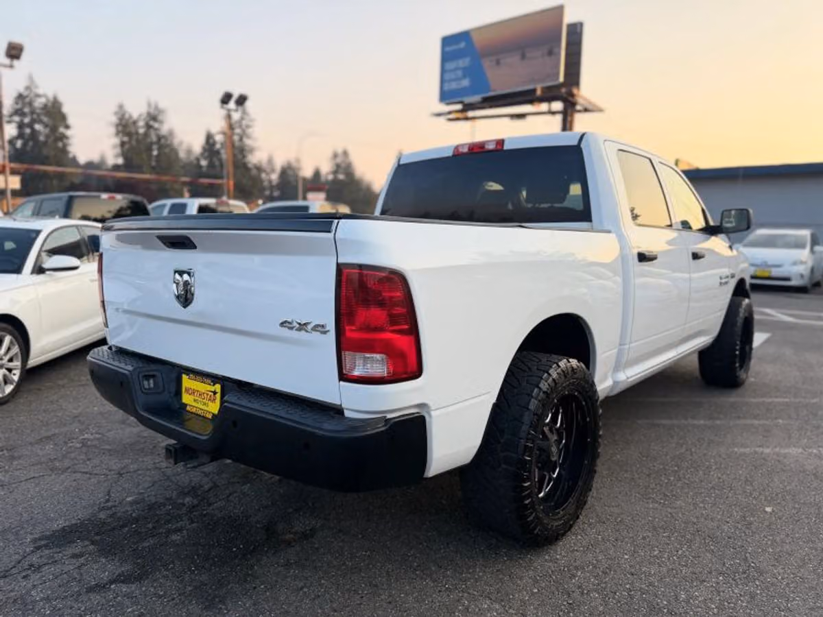 2016 Ram 1500 Tradesman Crew Cab Image 6
