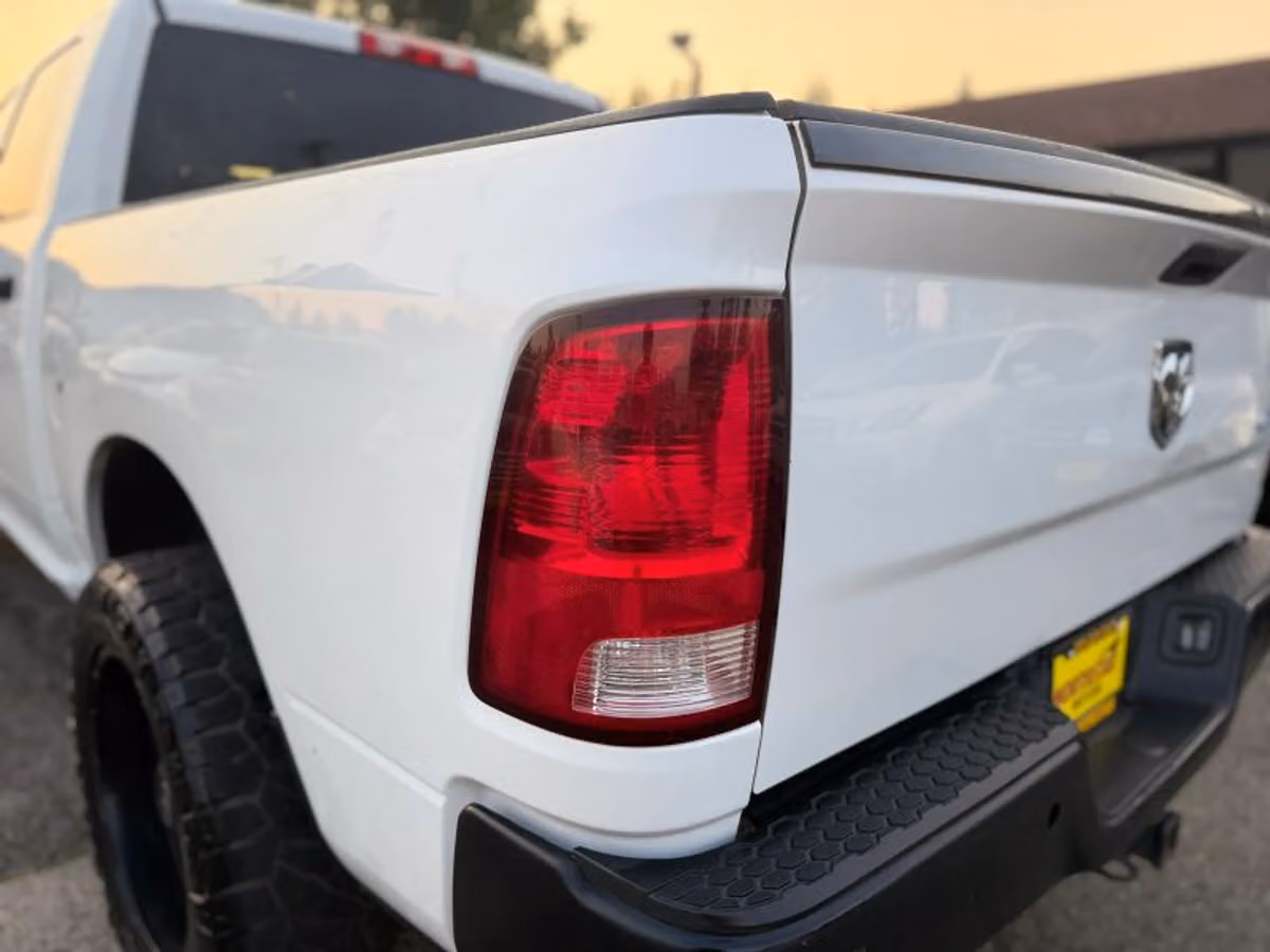 2016 Ram 1500 Tradesman Crew Cab Image 24