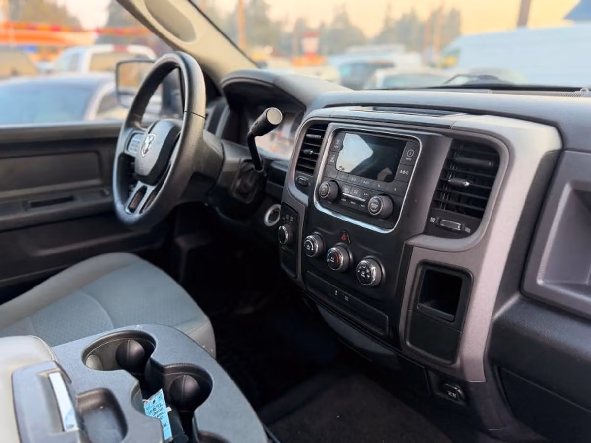 2016 Ram 1500 Tradesman Crew Cab Image 13