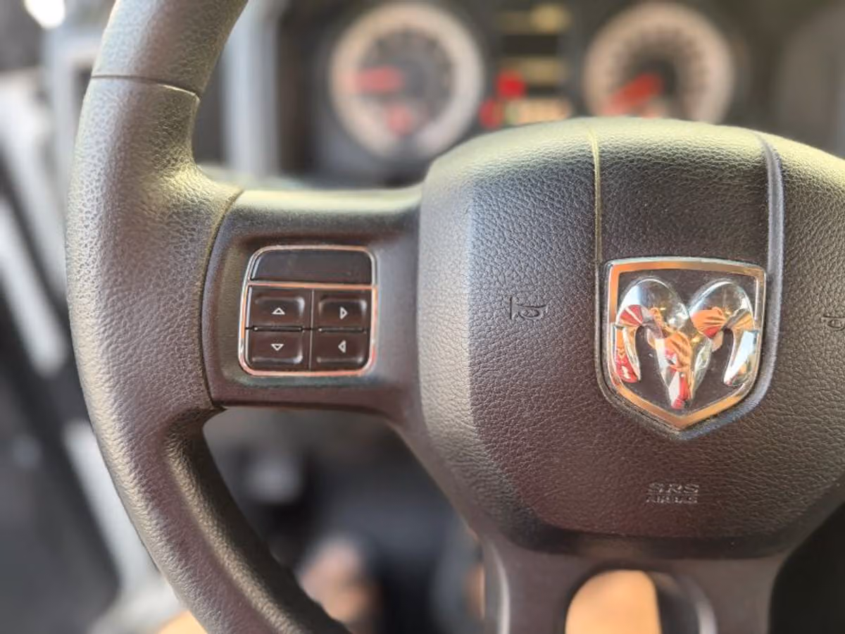 2016 Ram 1500 Tradesman Crew Cab Image 37