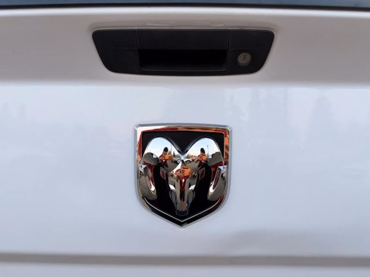 2016 Ram 1500 Tradesman Crew Cab Image 22