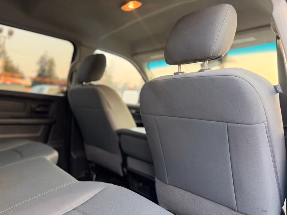 2016 Ram 1500 Tradesman Crew Cab Image 19
