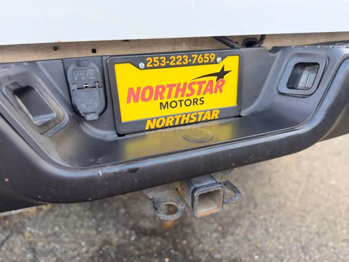 2016 Ram 1500 Tradesman Crew Cab Image 23