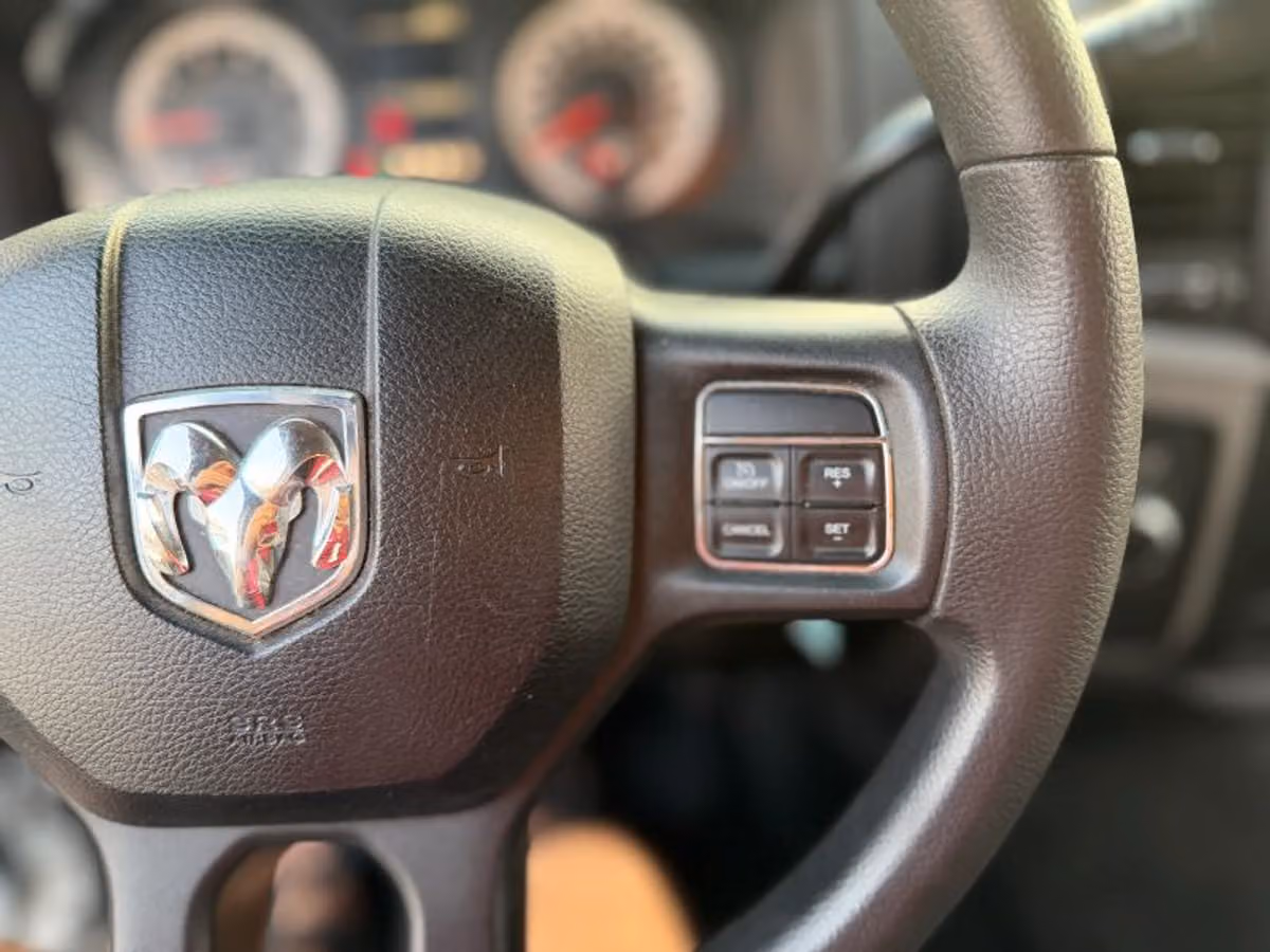 2016 Ram 1500 Tradesman Crew Cab Image 36