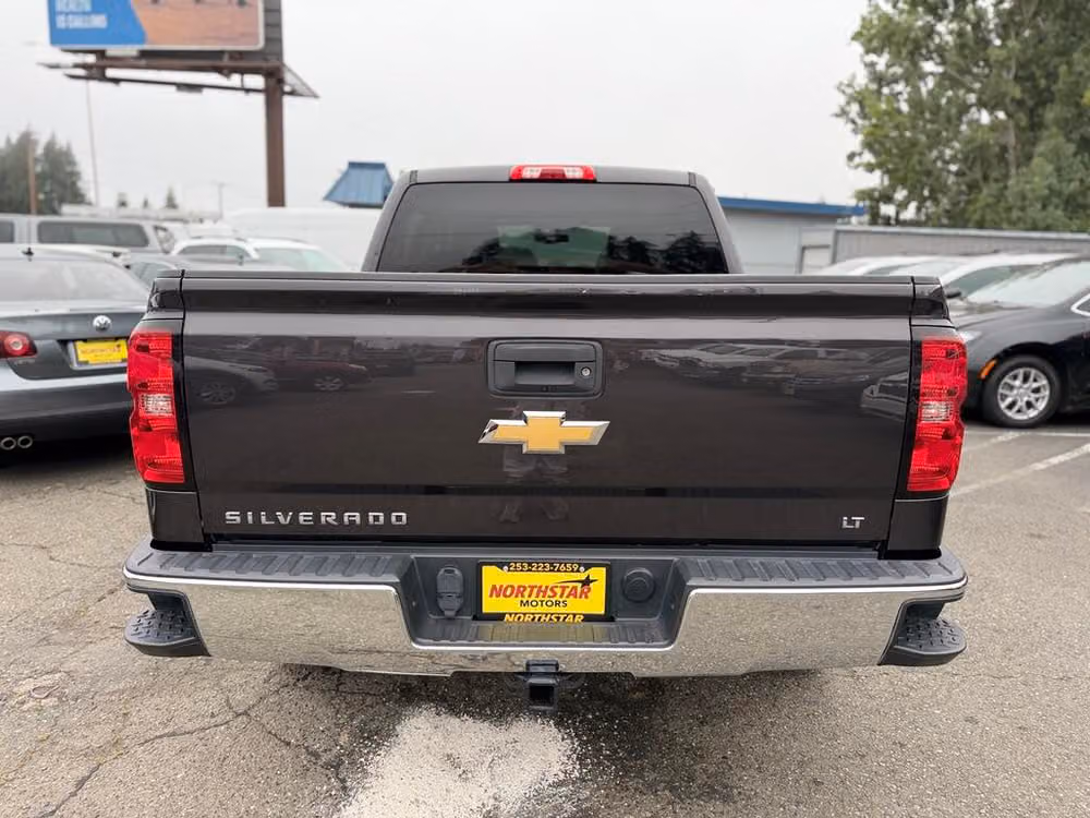 2016 Chevrolet Silverado 1500 LT Crew Cab Lower Image 2