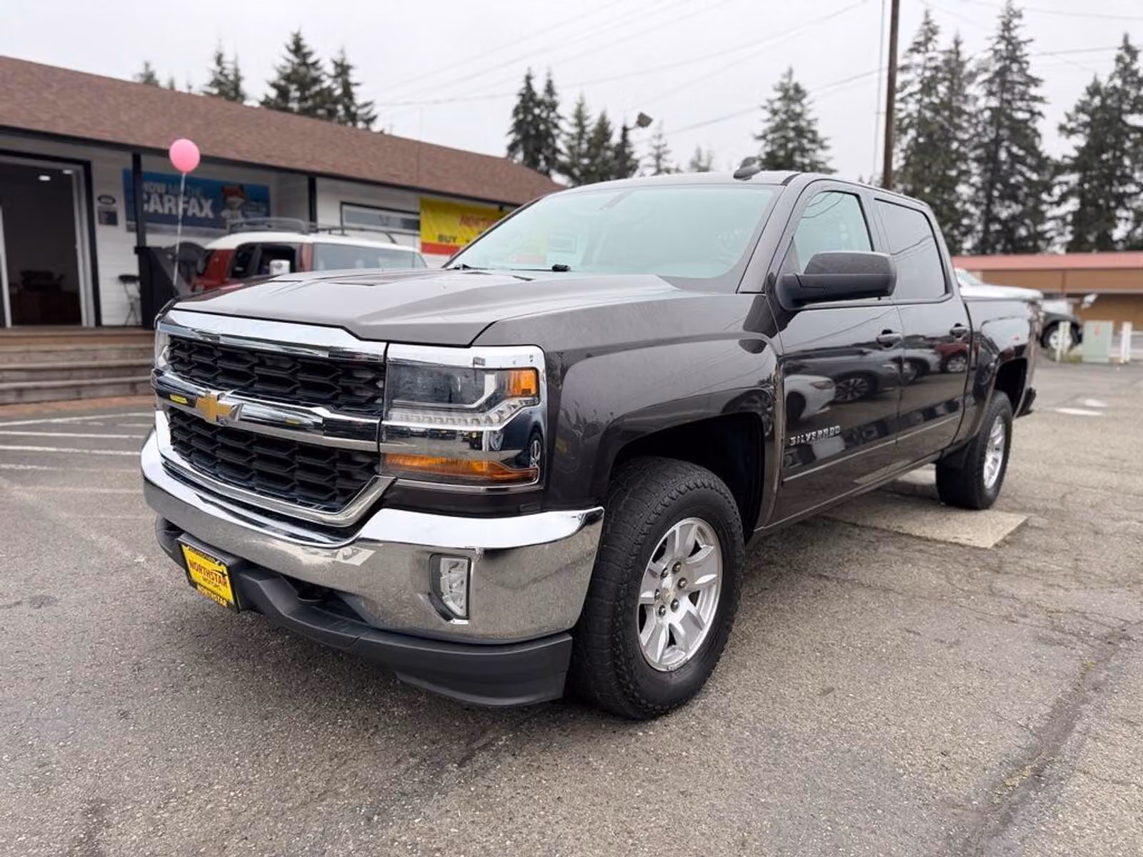 2016 Chevrolet Silverado 1500 LT Crew Cab Upper Image 1
