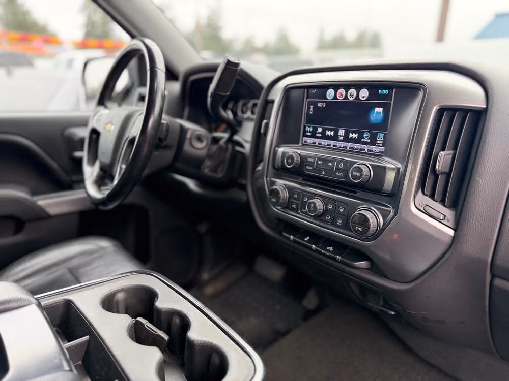 2016 Chevrolet Silverado 1500 LT Crew Cab Image 12