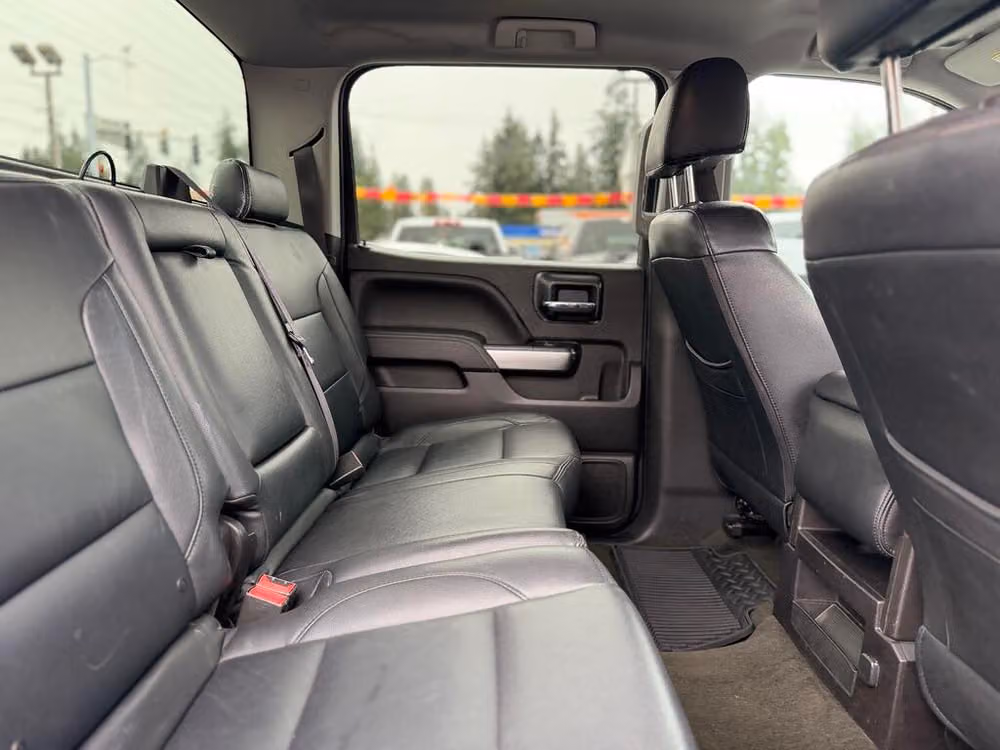 2016 Chevrolet Silverado 1500 LT Crew Cab Image 18