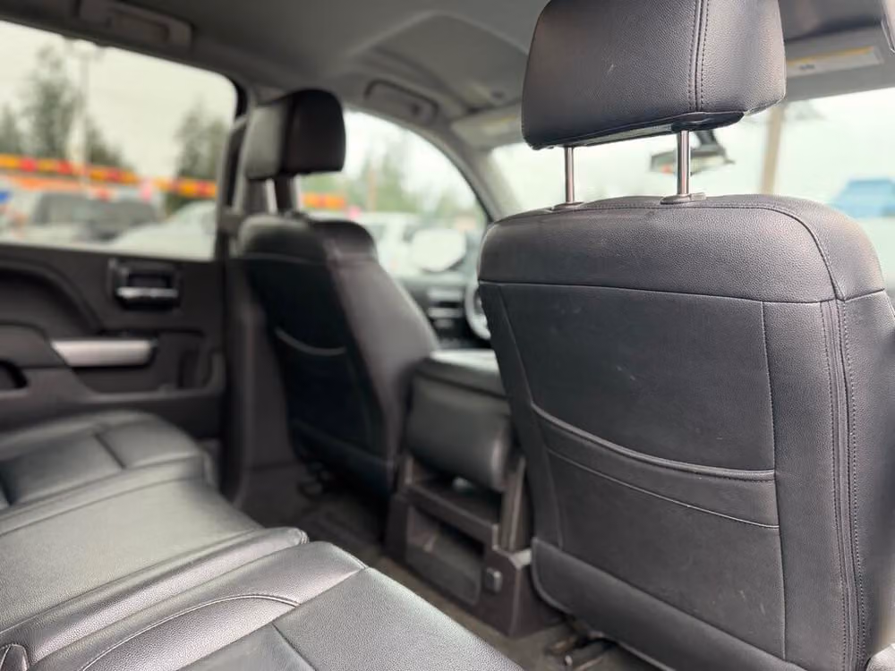 2016 Chevrolet Silverado 1500 LT Crew Cab Image 19
