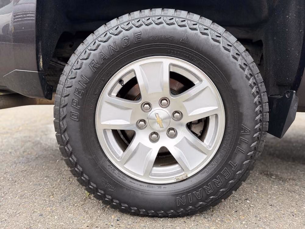 2016 Chevrolet Silverado 1500 LT Crew Cab Image 20