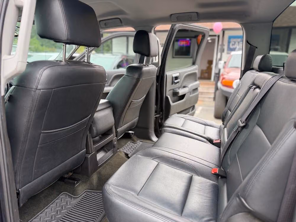 2016 Chevrolet Silverado 1500 LT Crew Cab Image 29