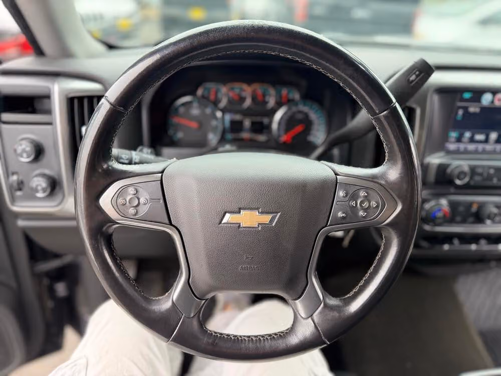 2016 Chevrolet Silverado 1500 LT Crew Cab Image 42