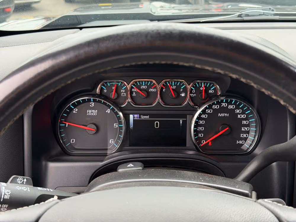 2016 Chevrolet Silverado 1500 LT Crew Cab Image 45