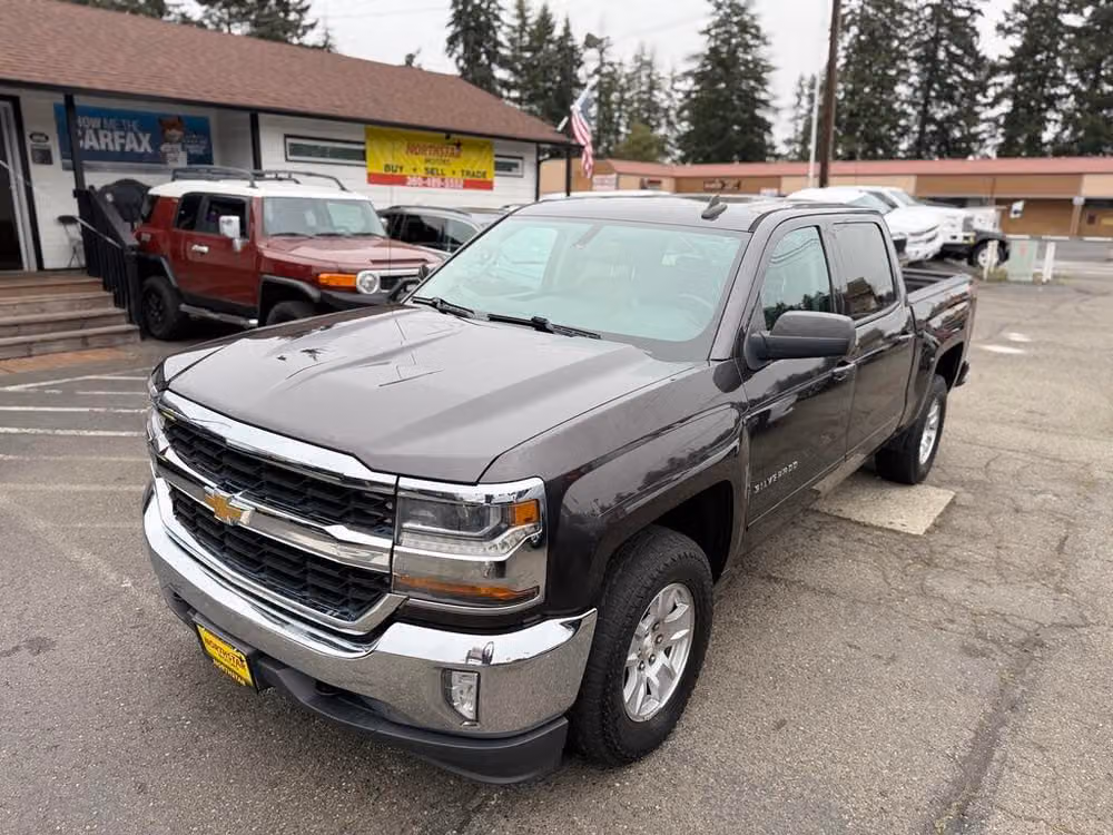 2016 Chevrolet Silverado 1500 LT Crew Cab Image 48
