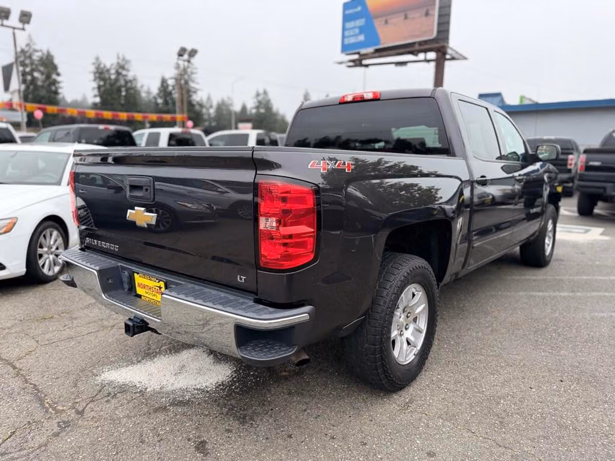 2016 Chevrolet Silverado 1500 LT Crew Cab Image 5