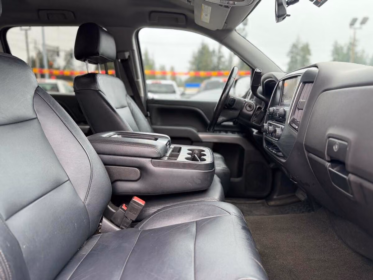 2016 Chevrolet Silverado 1500 LT Crew Cab Image 14