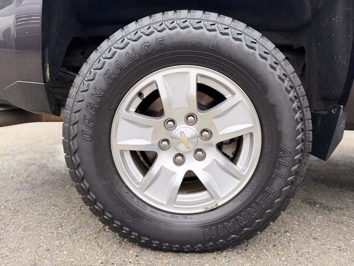 2016 Chevrolet Silverado 1500 LT Crew Cab Image 20