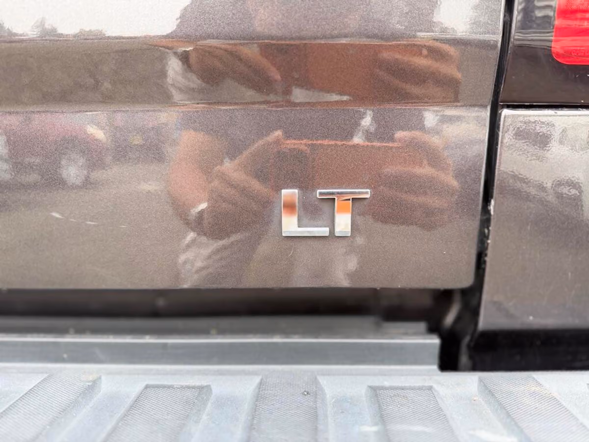 2016 Chevrolet Silverado 1500 LT Crew Cab Image 24