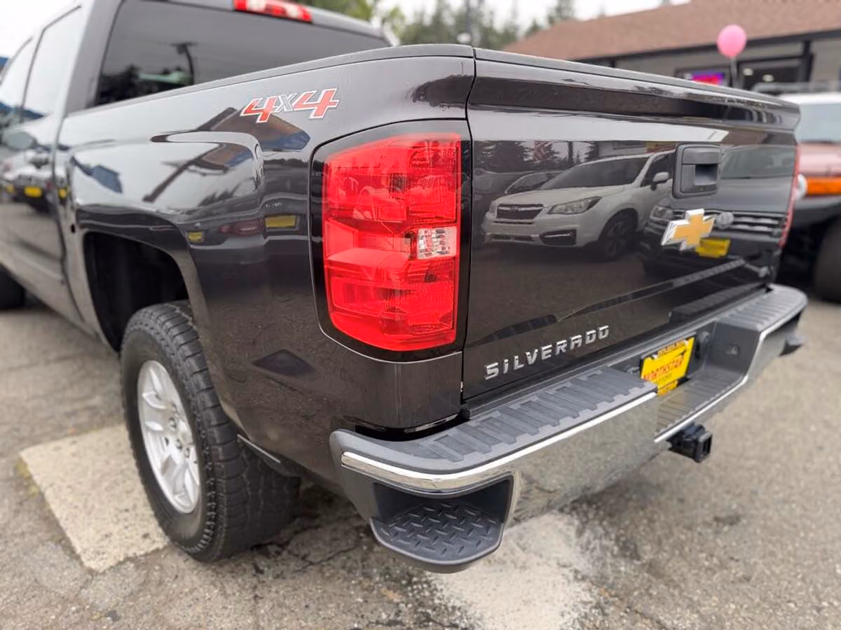 2016 Chevrolet Silverado 1500 LT Crew Cab Image 26