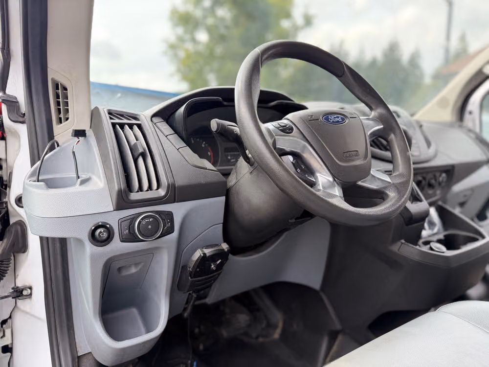 2018 Ford Transit 250 Cargo Image 28
