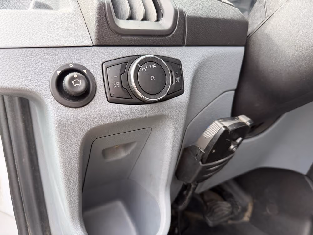 2018 Ford Transit 250 Cargo Image 29