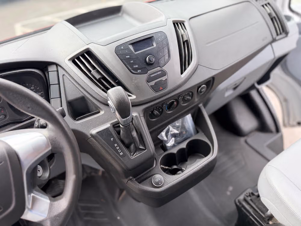 2018 Ford Transit 250 Cargo Image 31
