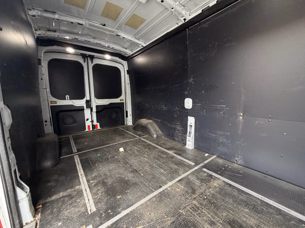 2018 Ford Transit 250 Cargo Image 17