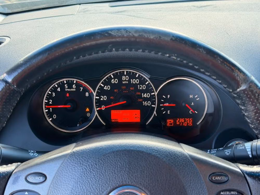 2010 Nissan Altima 2.5 S Sedan 4D Image 34