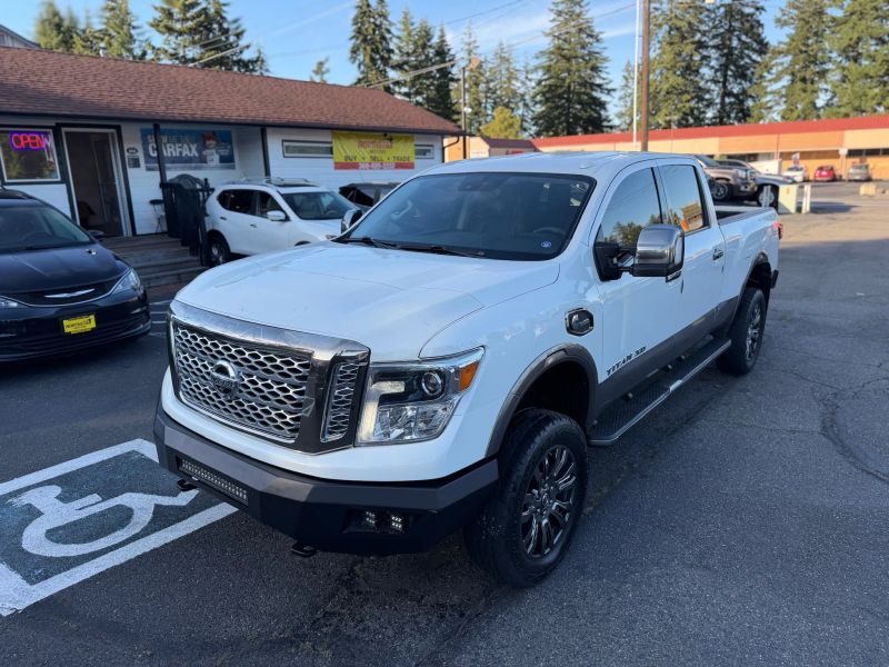 White 2018 Nissan Titan Pickup Truck Automatic