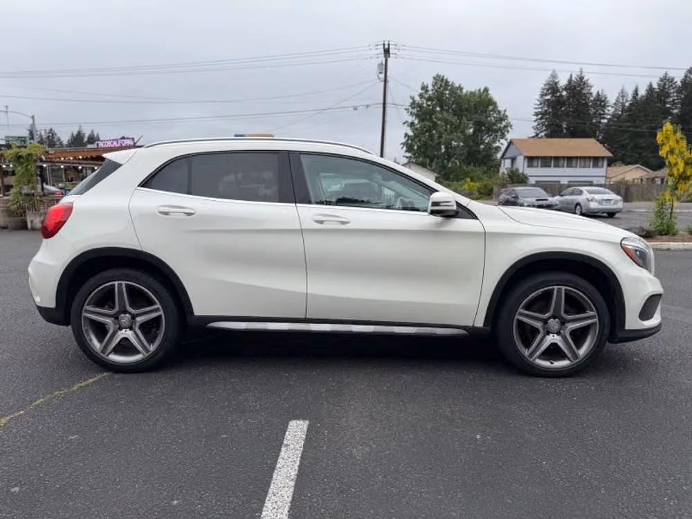 2015 Mercedes-Benz GLA GLA 250 4MATIC Image 7