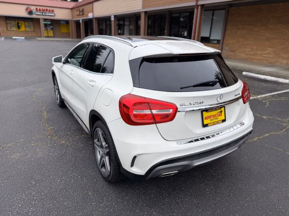 2015 Mercedes-Benz GLA GLA 250 4MATIC Image 45
