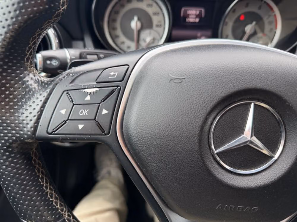 2015 Mercedes-Benz GLA GLA 250 4MATIC Image 39