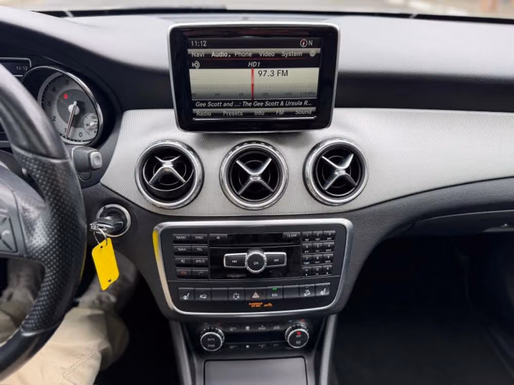 2015 Mercedes-Benz GLA GLA 250 4MATIC Image 34