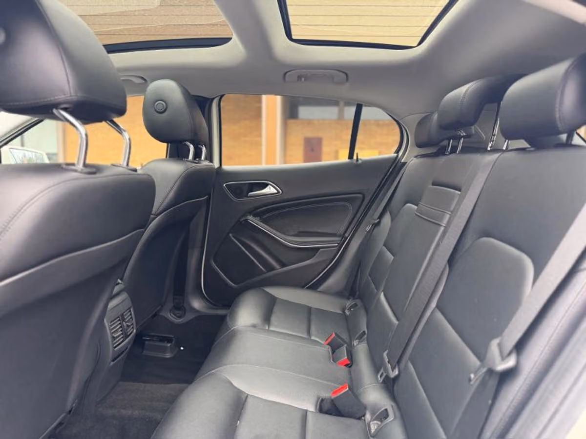 2015 Mercedes-Benz GLA GLA 250 4MATIC Image 25