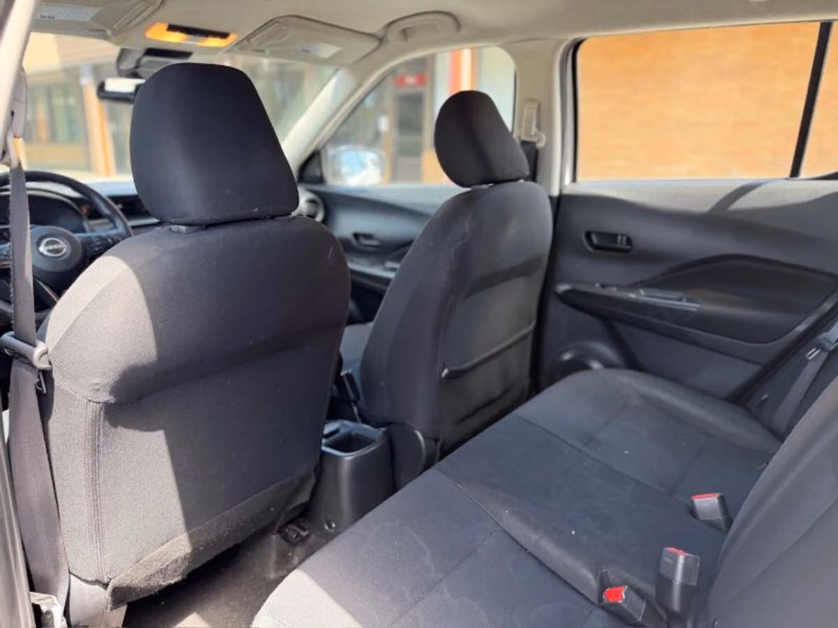 2023 Nissan Kicks S Crossover Image 22