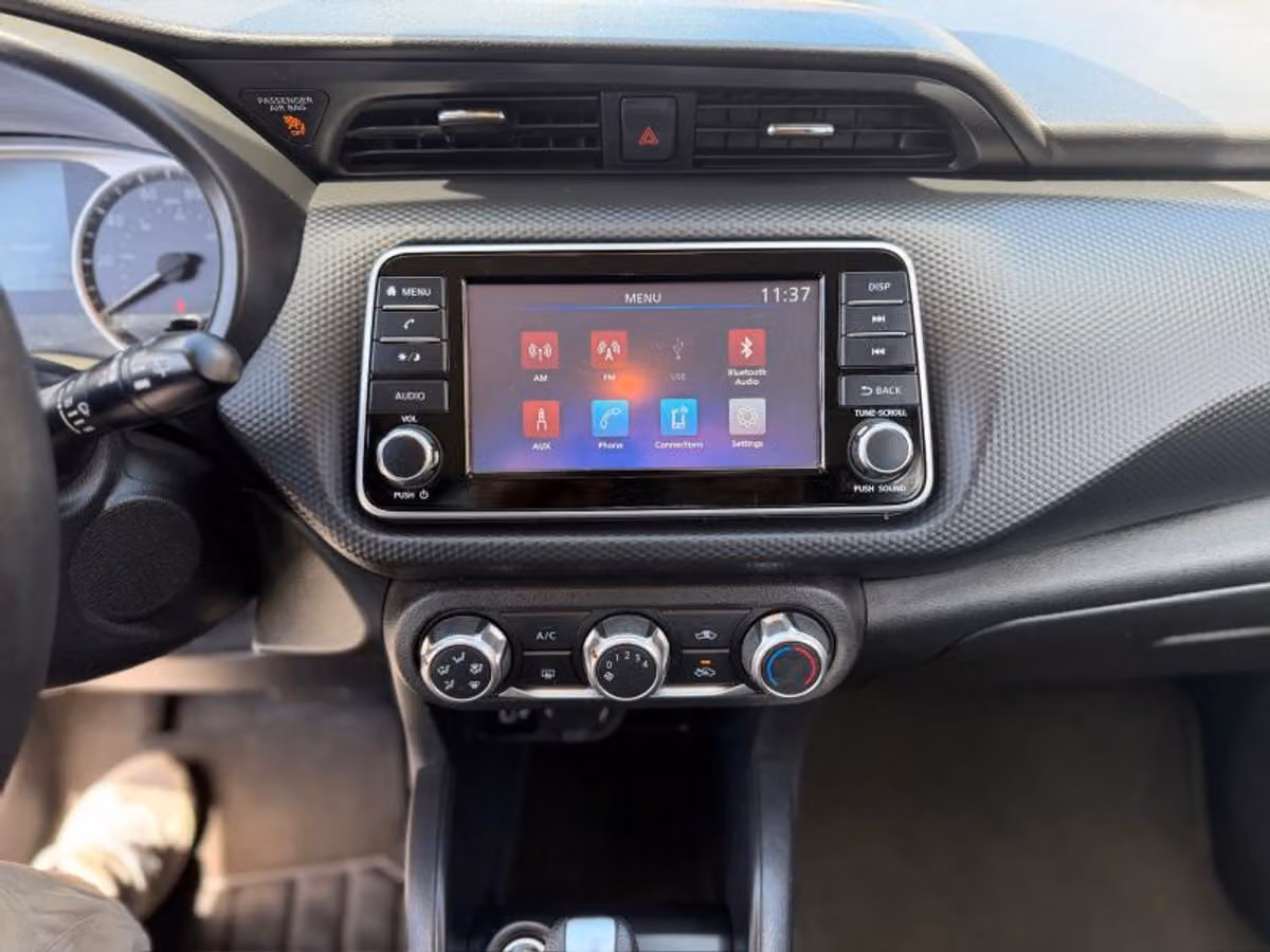 2023 Nissan Kicks S Crossover Image 28