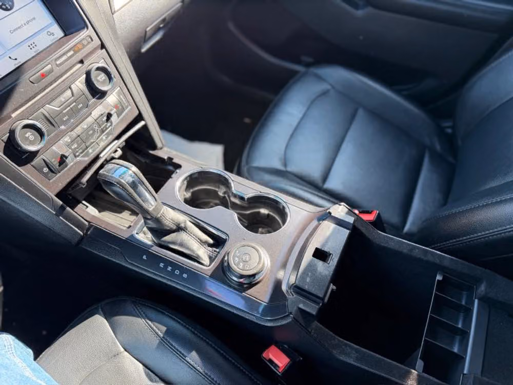 2017 Ford Explorer XLT Image 37