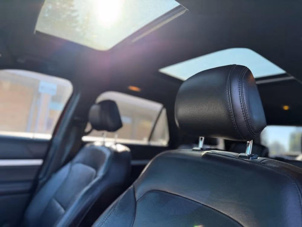2017 Ford Explorer XLT Image 35
