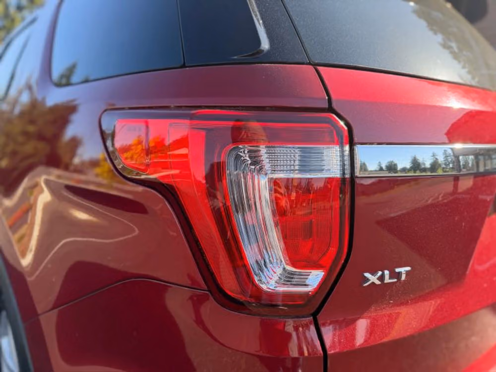 2017 Ford Explorer XLT Image 48