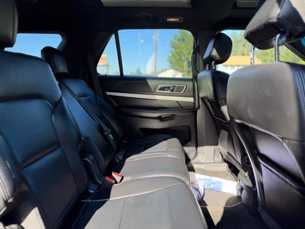 2017 Ford Explorer XLT Image 19