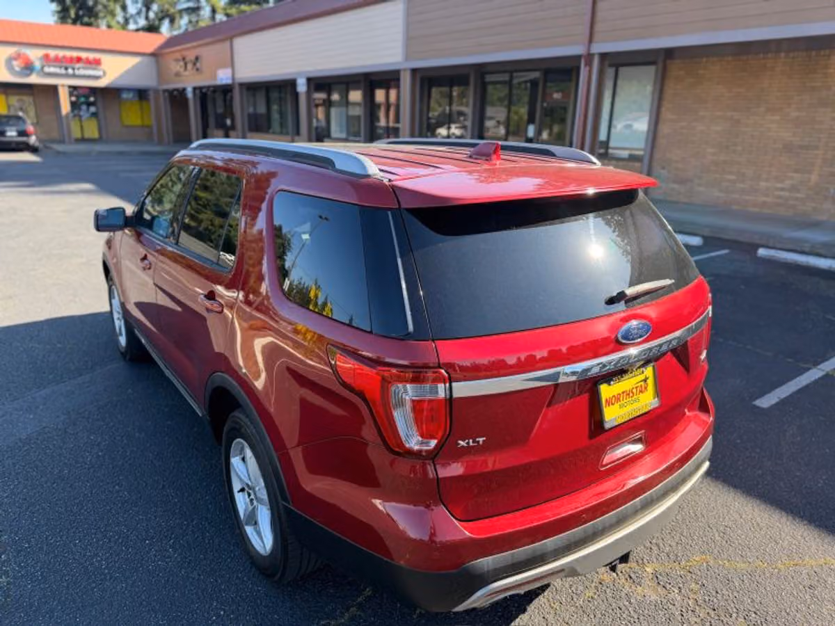 2017 Ford Explorer XLT Image 49