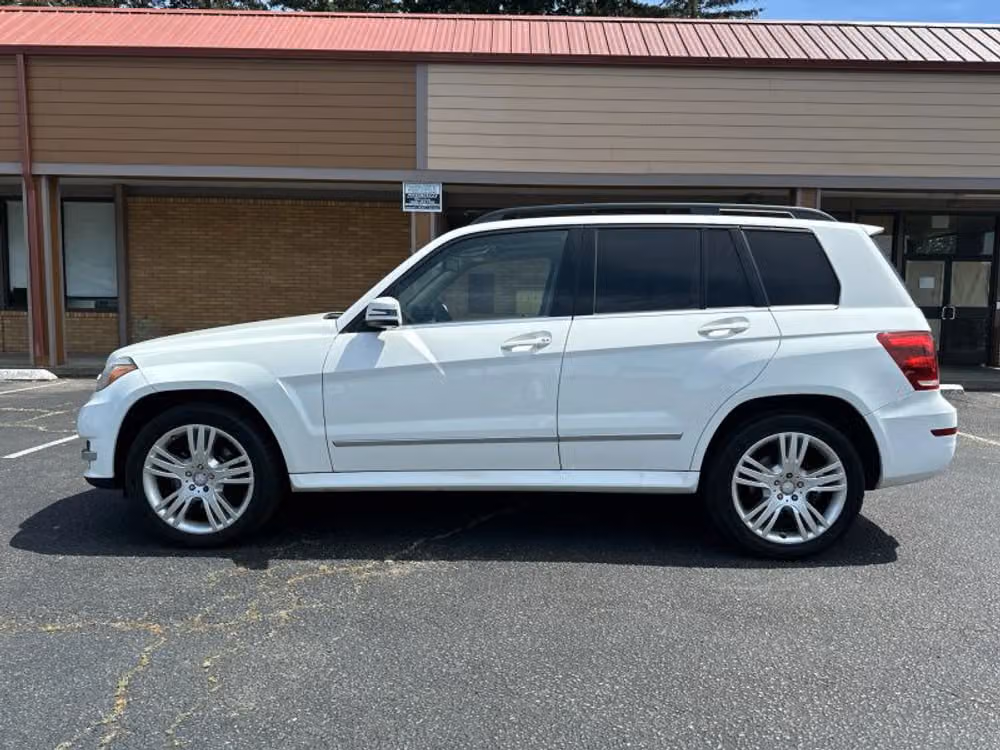 2014 Mercedes-Benz GLK GLK 250 BlueTEC Lower Image 1