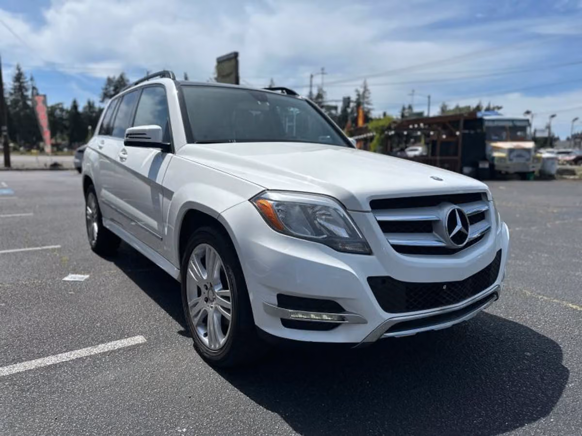 2014 Mercedes-Benz GLK GLK 250 BlueTEC Image 9