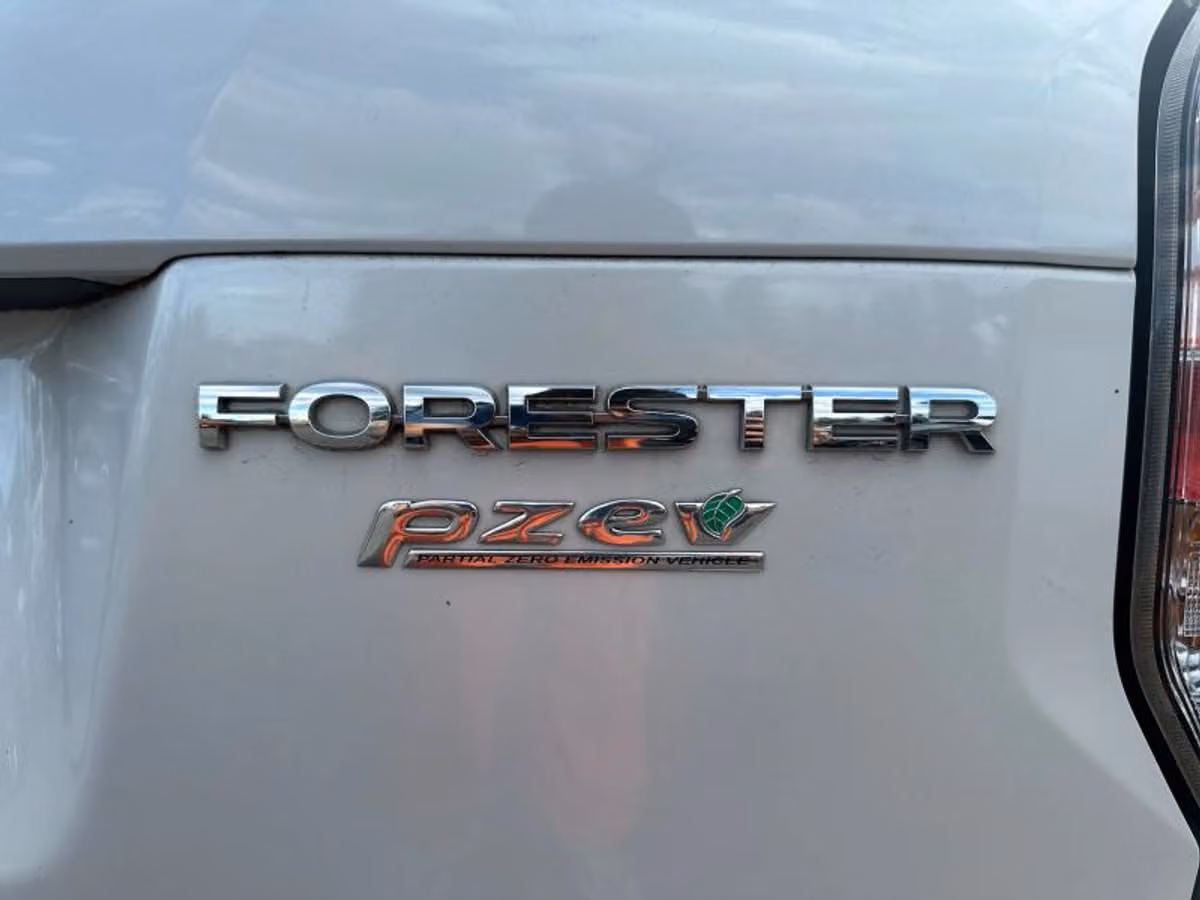 2017 Subaru Forester 2.5i Premium Crossover Image 22