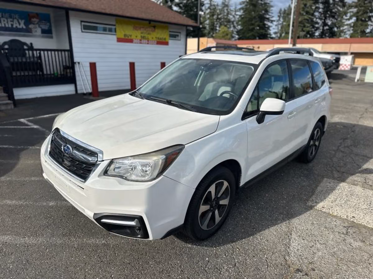 2017 Subaru Forester 2.5i Premium Crossover Image 45