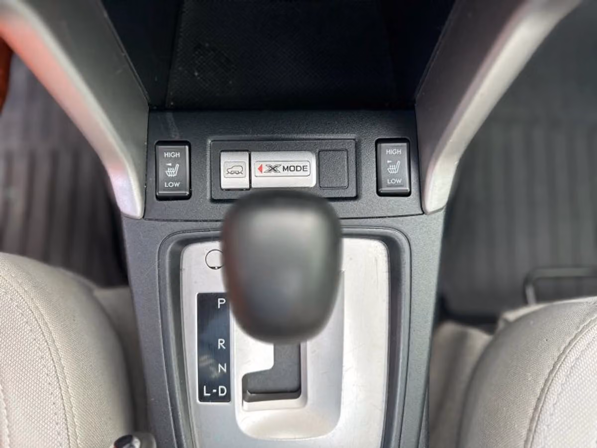 2017 Subaru Forester 2.5i Premium Crossover Image 32